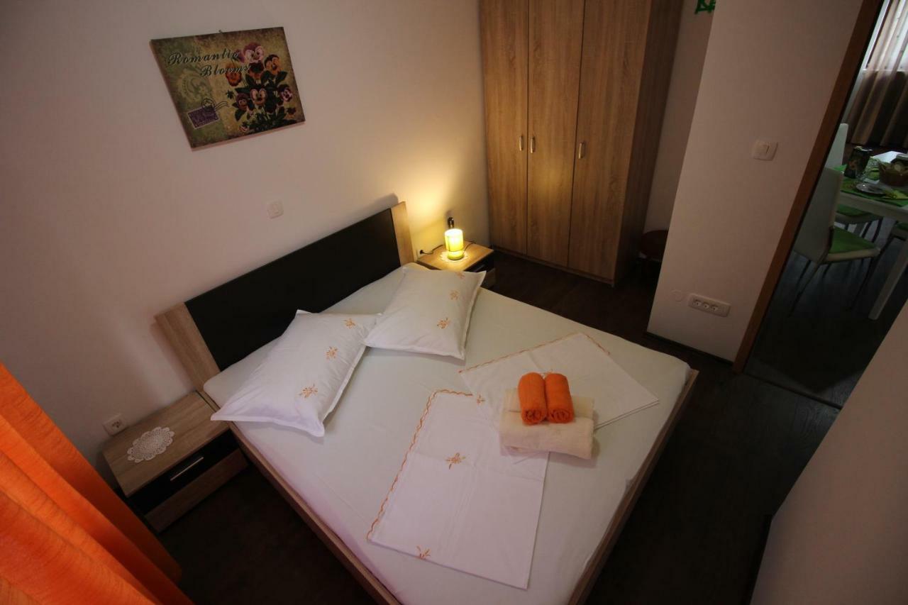 Apartmani Irena 노비비노돌스키 외부 사진